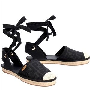 ❌SOLD❌Fendi canvas espadrilles Nero